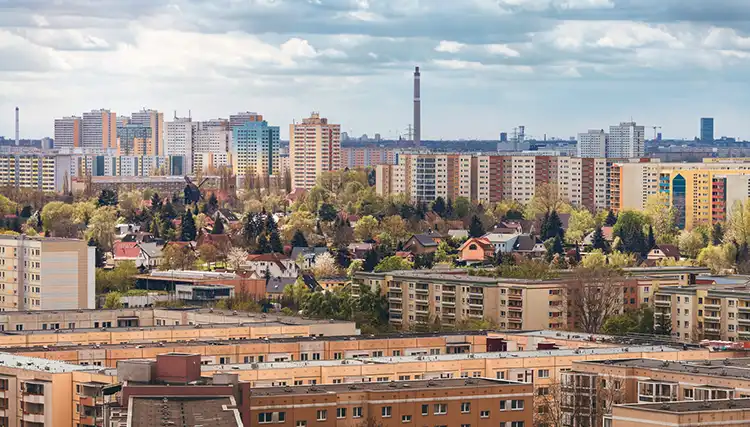 Finden Sie die Fahrschule Hellersdorf in Ihrer Nähe, Berlin! Lesen Rezensionen, vergleichen Preise und finden die besten Kosten für Fahrstunden.✅